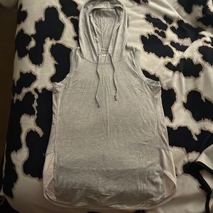 AVIA size small hooded tank